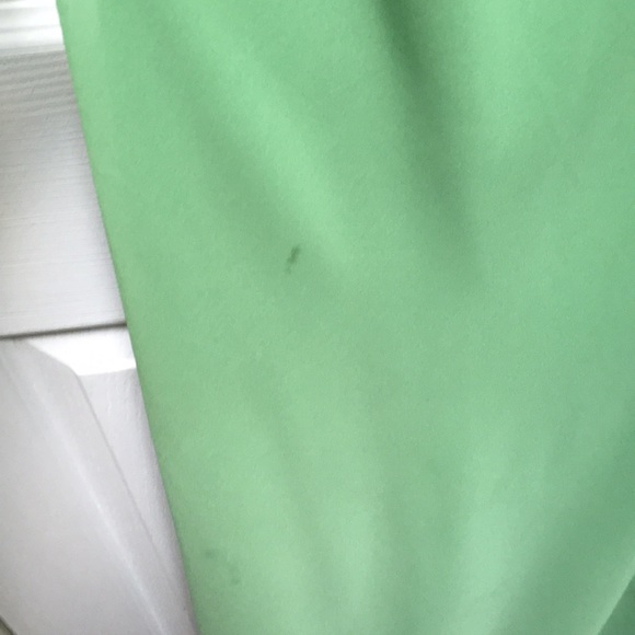 Formal dress - Picture 3 of 7